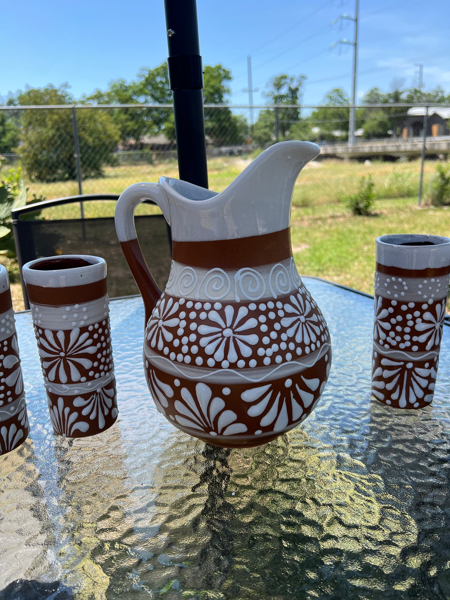 Artisan Clay Pitcher & Cup Set – 1 Gallon Glazed Pitcher with 6 x 22 oz Cups